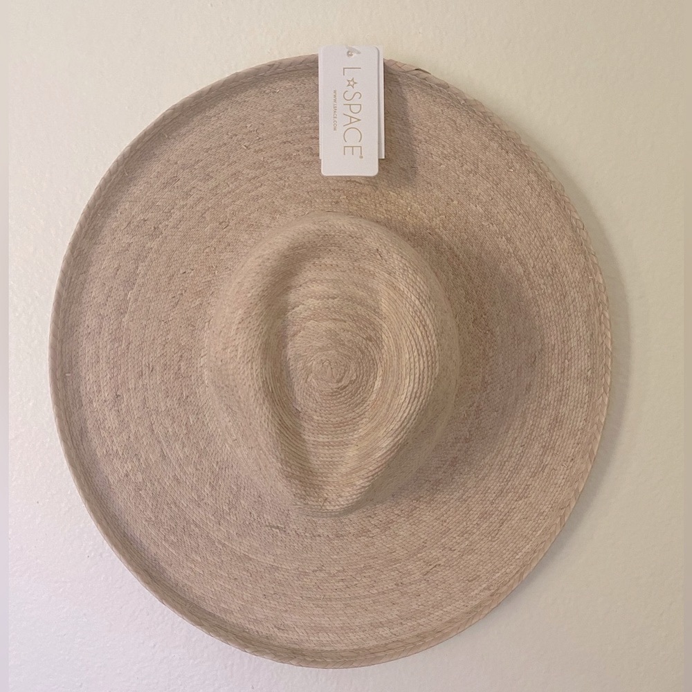 Brand new, Beautiful LSPACE hat